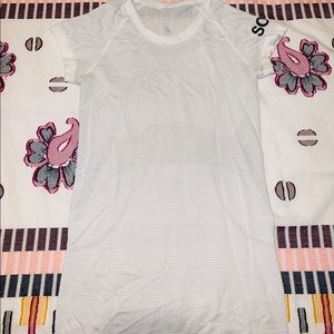 Swiftly Tech Lululemon Shirt X SoulCycle